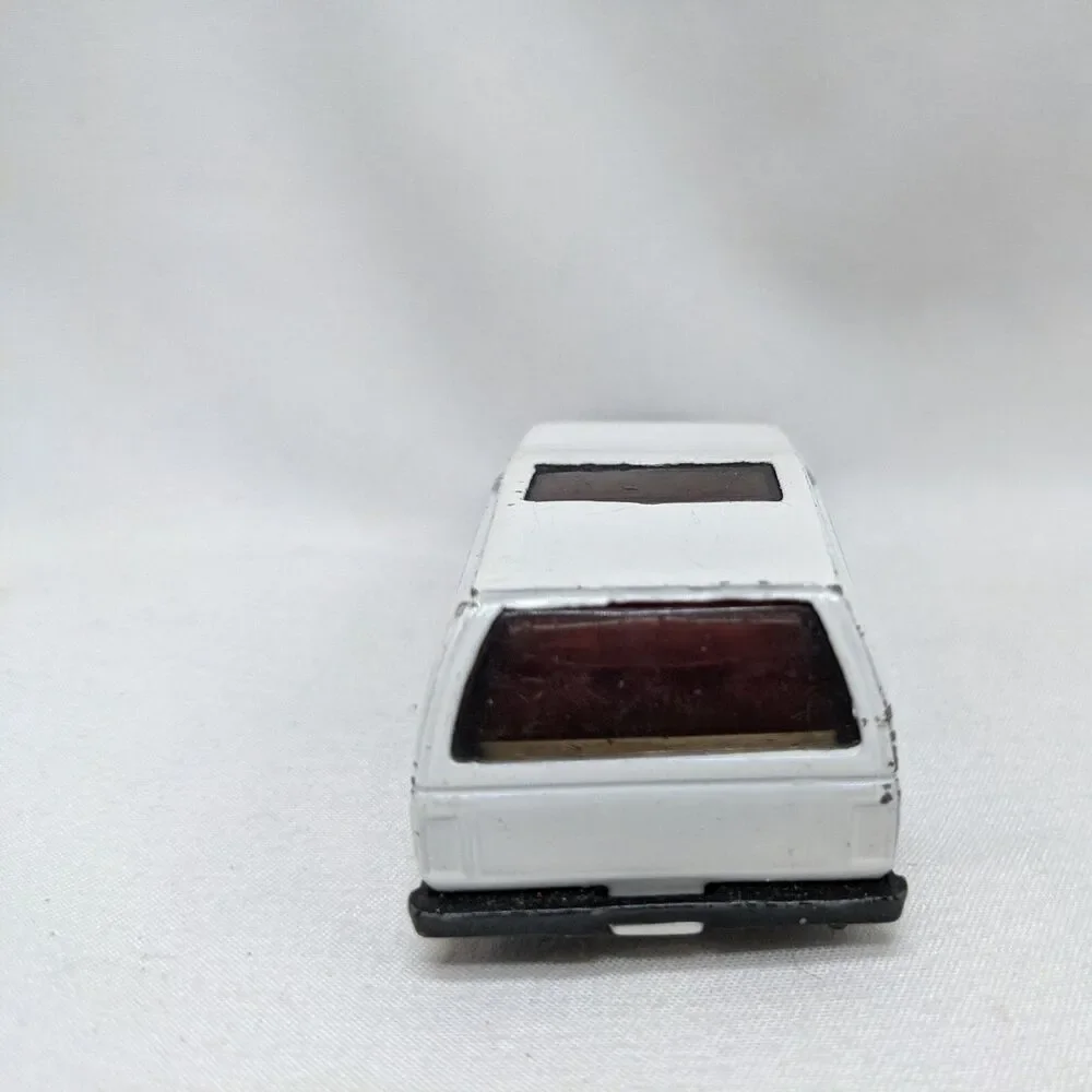 Hot Wheels Minitrek Good Time Camper Diecast RV